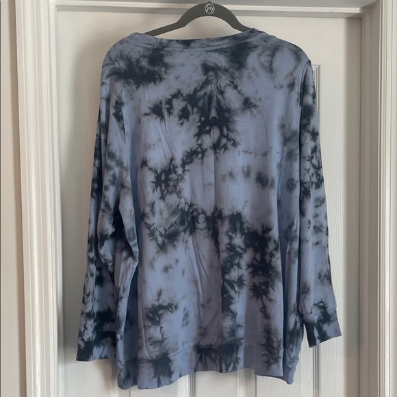 Livi Active Blue Tie-Dye Long Sleeve Tee - Picture 3 of 4